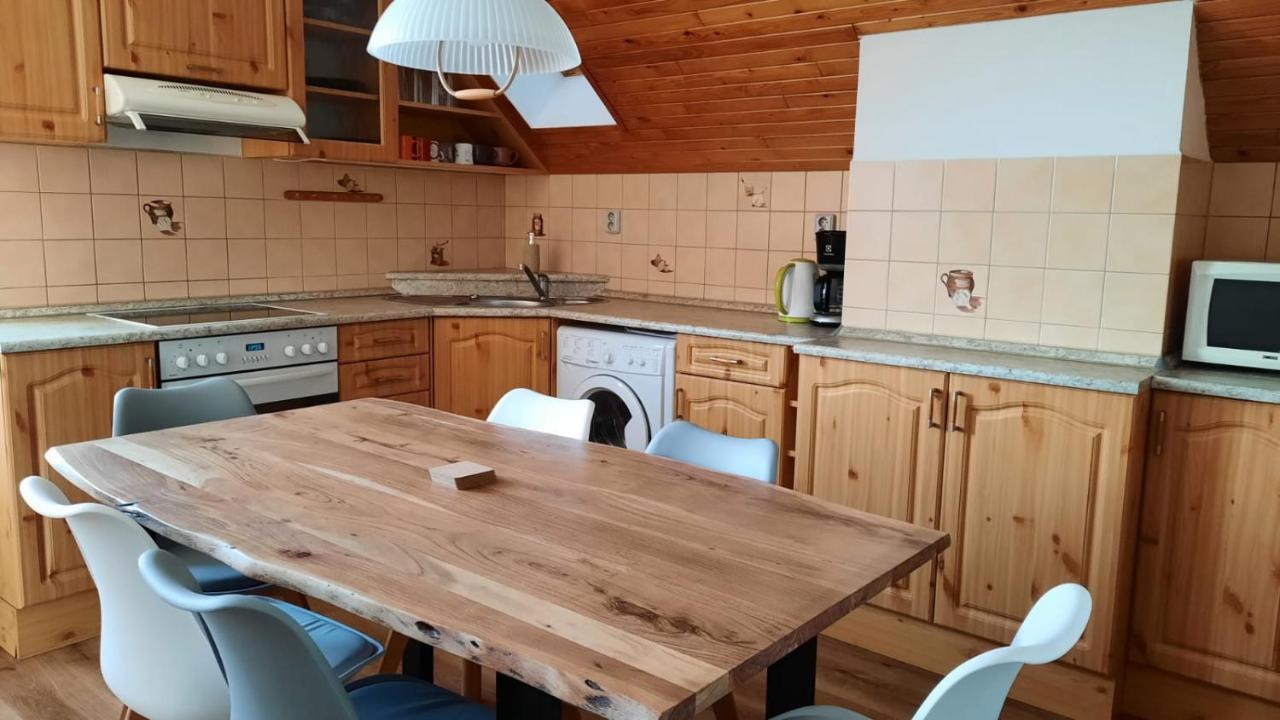 Apartmany U Jirousu Рокитніце-над-Їзероу Екстер'єр фото