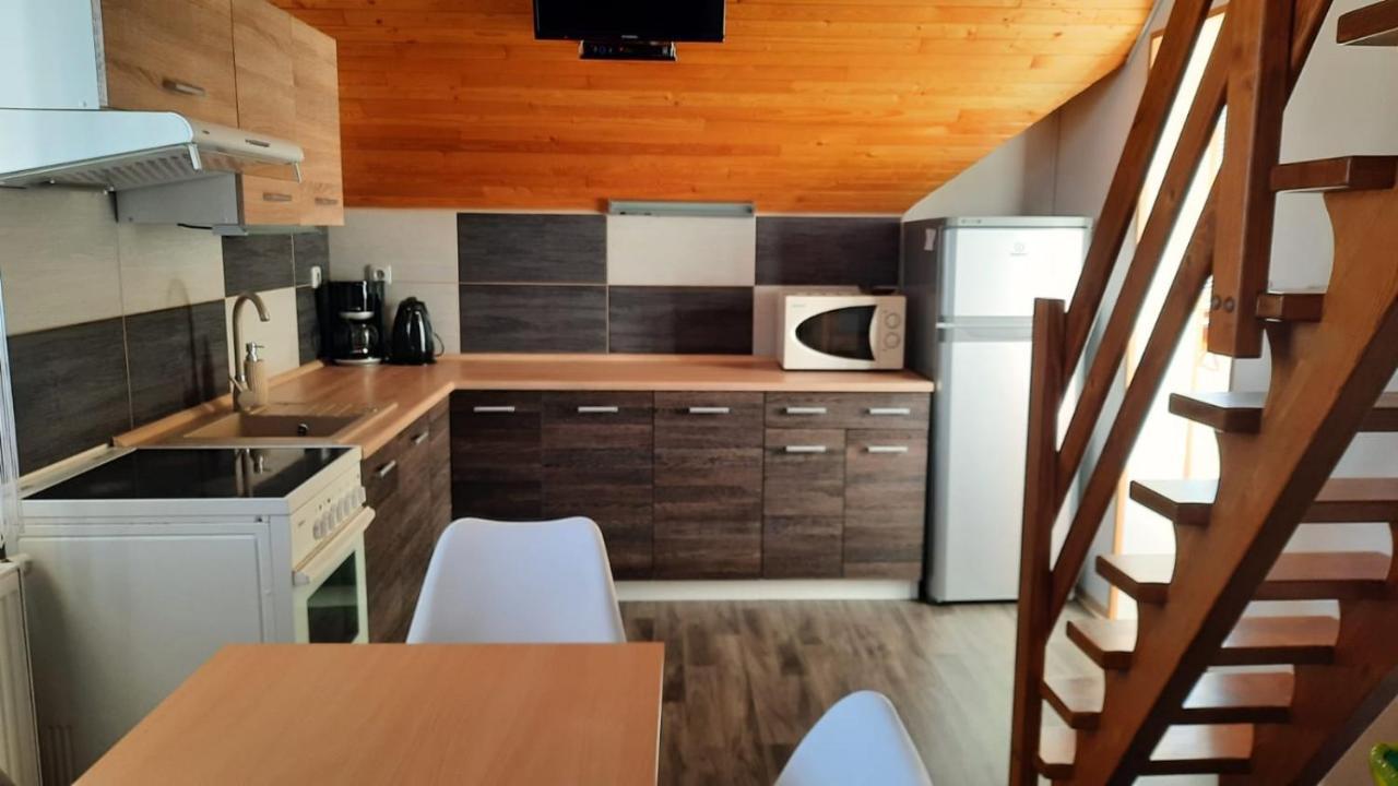 Apartmany U Jirousu Рокитніце-над-Їзероу Екстер'єр фото