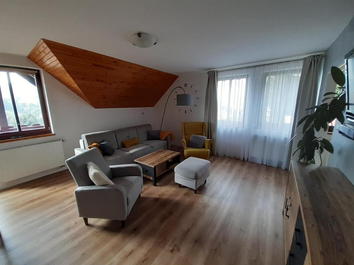 Apartmany U Jirousu Рокитніце-над-Їзероу Екстер'єр фото
