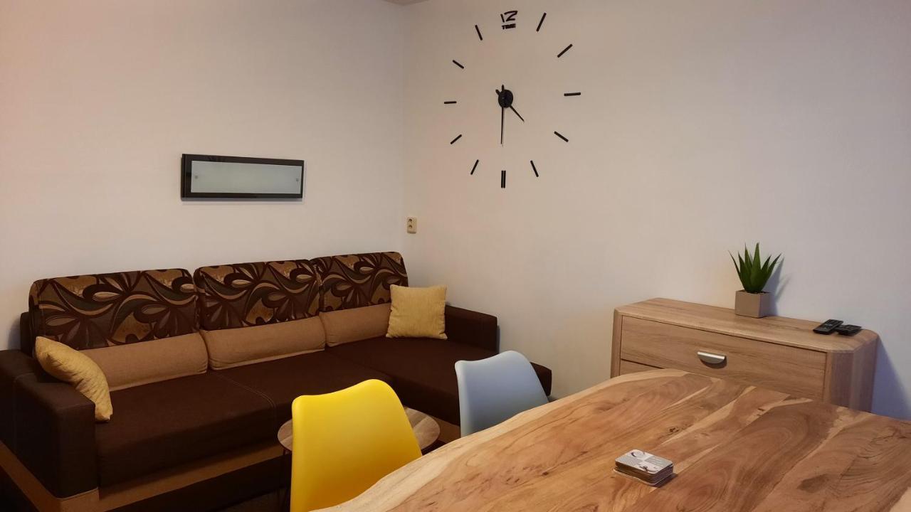 Apartmany U Jirousu Рокитніце-над-Їзероу Екстер'єр фото