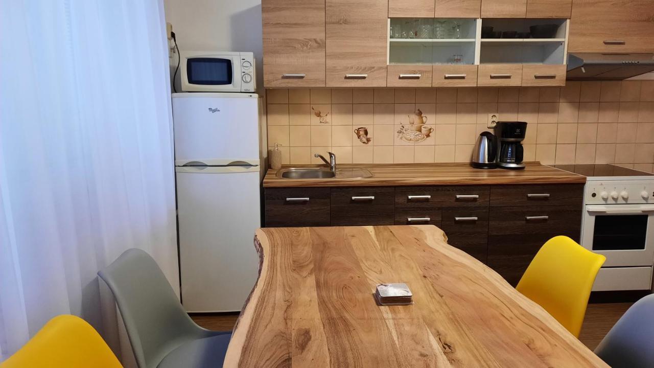 Apartmany U Jirousu Рокитніце-над-Їзероу Екстер'єр фото