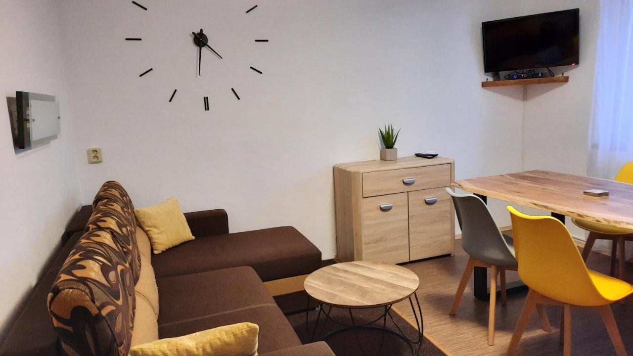 Apartmany U Jirousu Рокитніце-над-Їзероу Екстер'єр фото